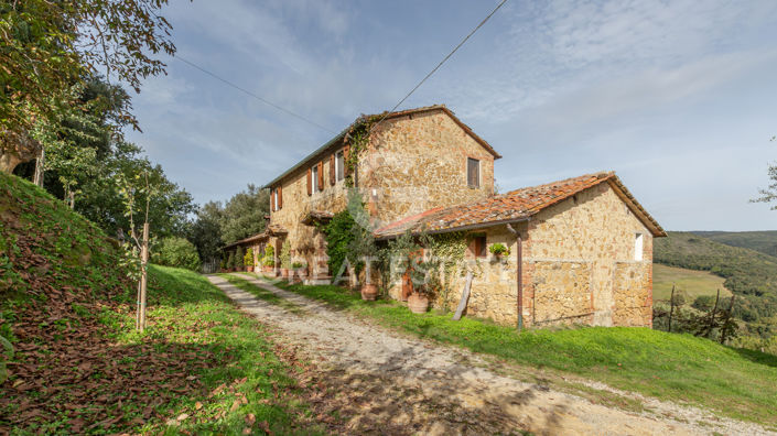 Image No.20-13 Bed Country House for sale