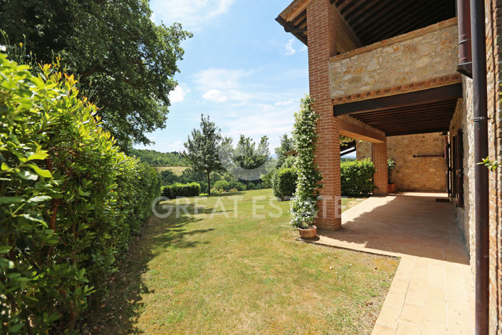 Image No.15-7 Bed Country House for sale