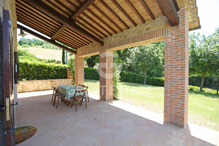 Image No.20-7 Bed Country House for sale