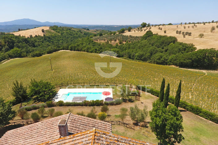 Image No.44-7 Bed Country House for sale