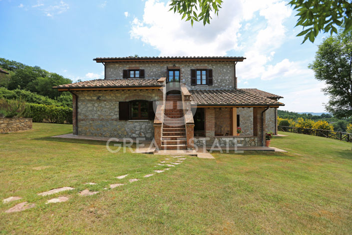 Image No.9-7 Bed Country House for sale