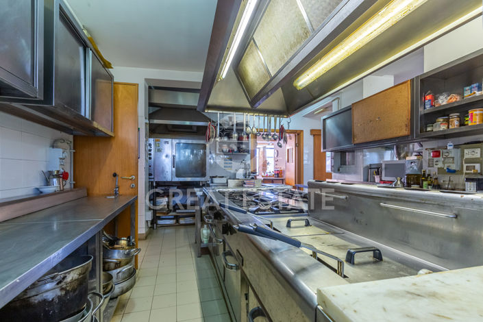 Image No.45-10 Bed Country House for sale