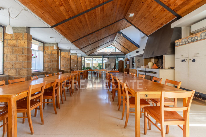 Image No.6-10 Bed Country House for sale