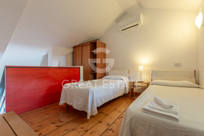 Image No.54-10 Bed Country House for sale