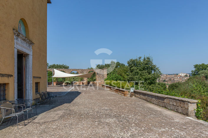 Image No.10-10 Bed Country House for sale