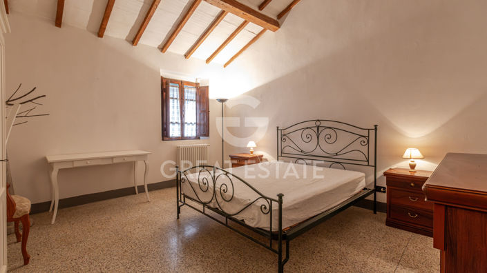 Image No.13-4 Bed Country House for sale