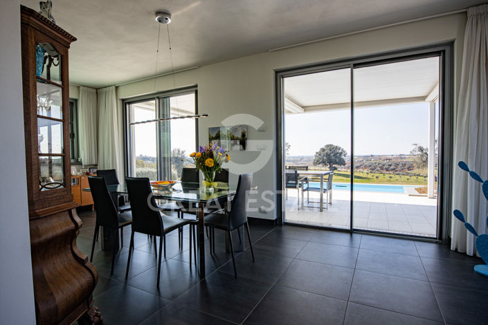 Image No.17-3 Bed Villa for sale