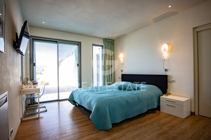 Image No.19-3 Bed Villa for sale