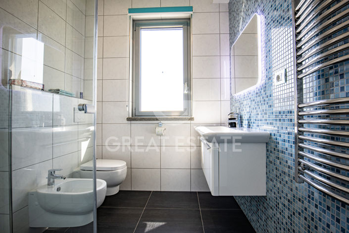 Image No.27-3 Bed Villa for sale