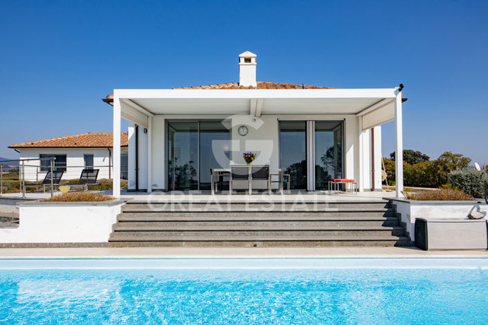 Image No.8-3 Bed Villa for sale