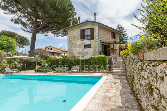 Image No.4-Villa de 5 chambres à vendre à Cetona