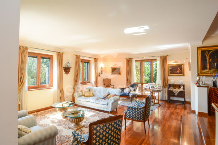 Image No.15-3 Bed Villa for sale