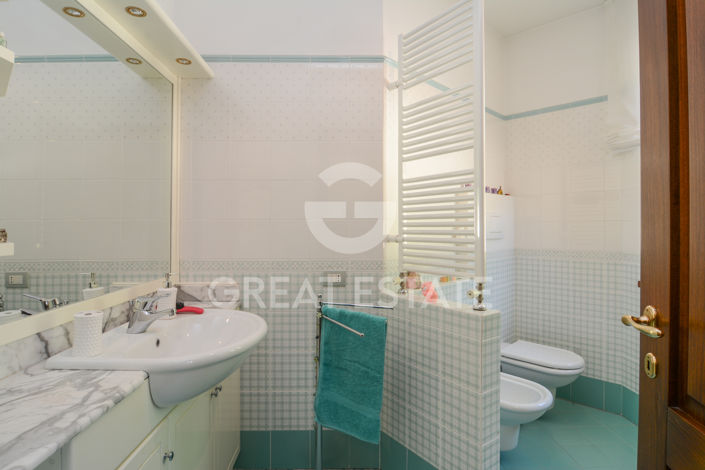 Image No.24-3 Bed Villa for sale