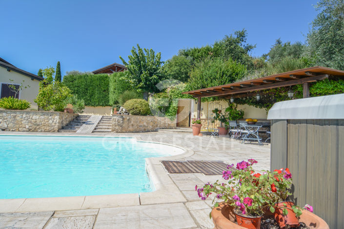 Image No.40-3 Bed Villa for sale