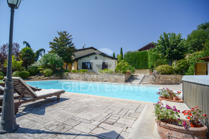 Image No.48-3 Bed Villa for sale