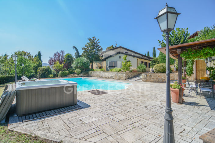 Image No.52-3 Bed Villa for sale