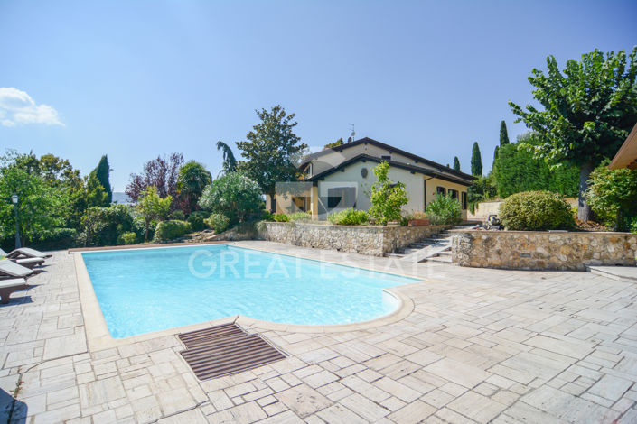 Image No.8-3 Bed Villa for sale