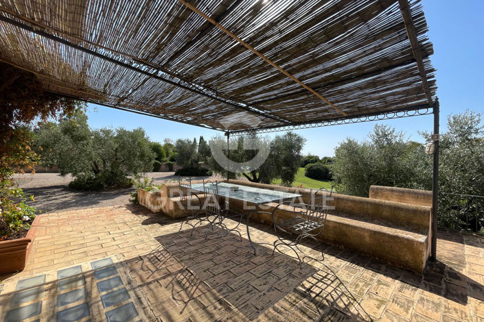 Image No.16-9 Bed Villa for sale