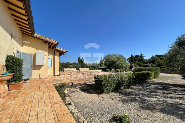 Image No.21-9 Bed Villa for sale