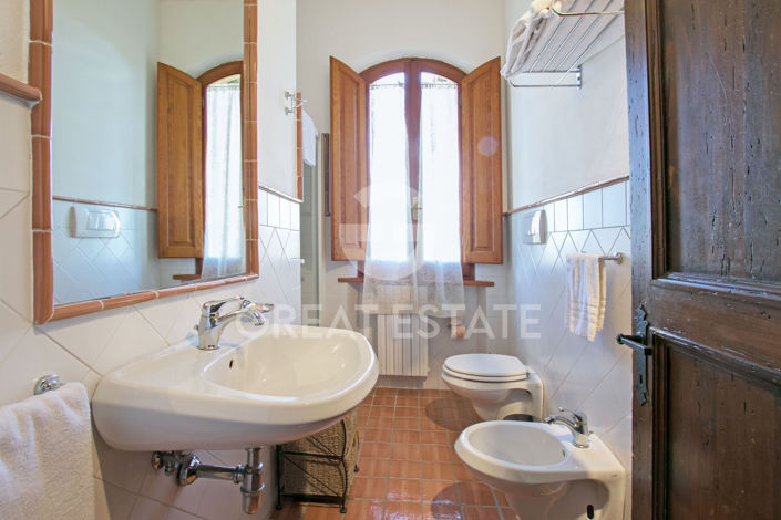 Image No.32-10 Bed Country House for sale