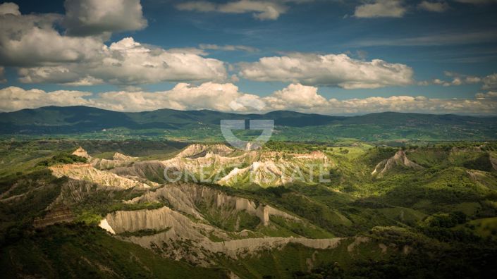 Image No.21-3 Bed Property for sale