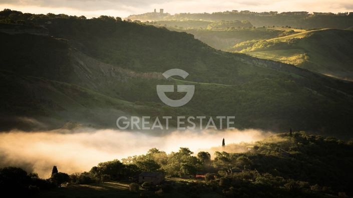 Image No.22-3 Bed Property for sale