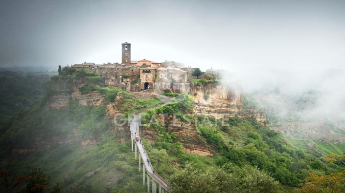 Image No.24-3 Bed Property for sale