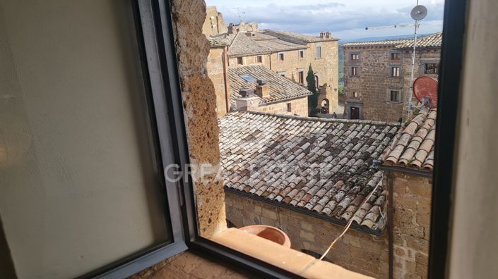 Image No.30-3 Bed Property for sale