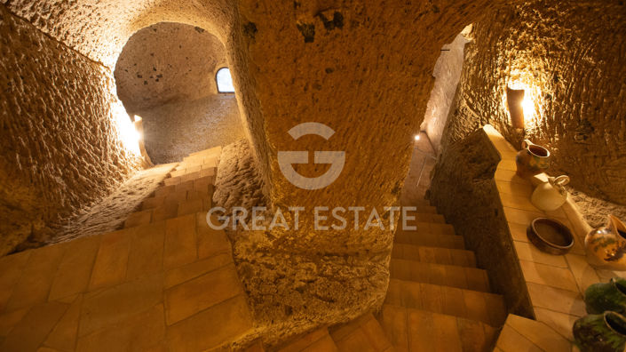 Image No.37-3 Bed Property for sale