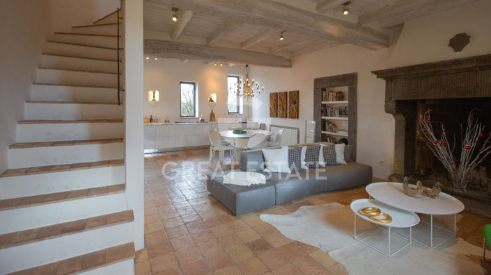 Image No.5-3 Bed Property for sale