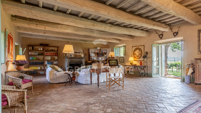 Image No.3-5 Bed Country House for sale