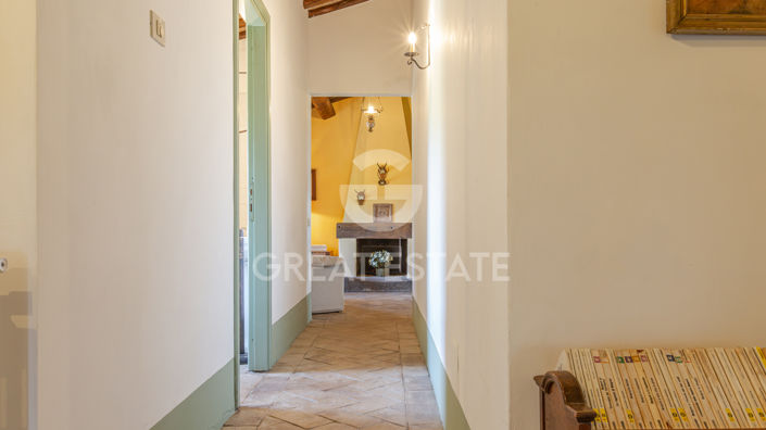 Image No.38-5 Bed Country House for sale