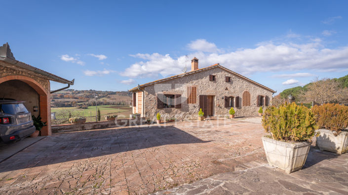 Image No.10-Maison de campagne de 8 chambres à vendre à Sienne