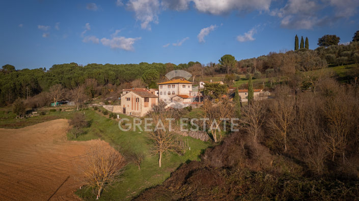 Image No.14-Maison de campagne de 8 chambres à vendre à Sienne