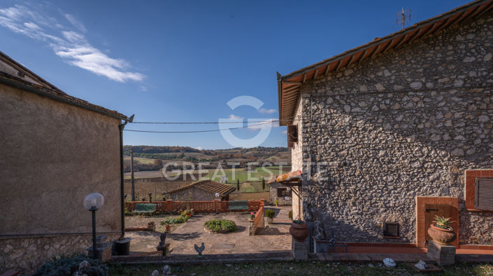 Image No.16-Maison de campagne de 8 chambres à vendre à Sienne