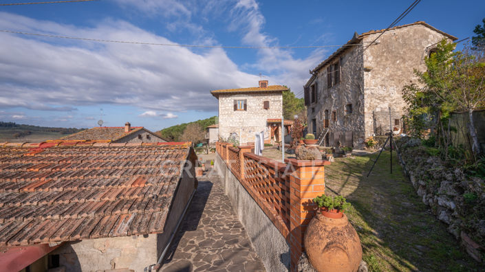 Image No.21-Maison de campagne de 8 chambres à vendre à Sienne
