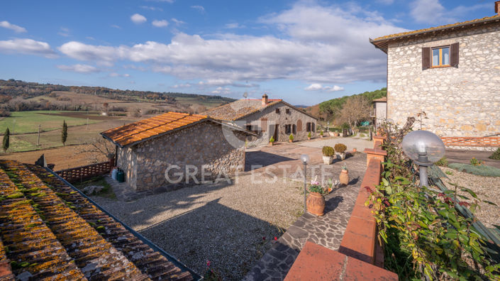 Image No.3-Maison de campagne de 8 chambres à vendre à Sienne