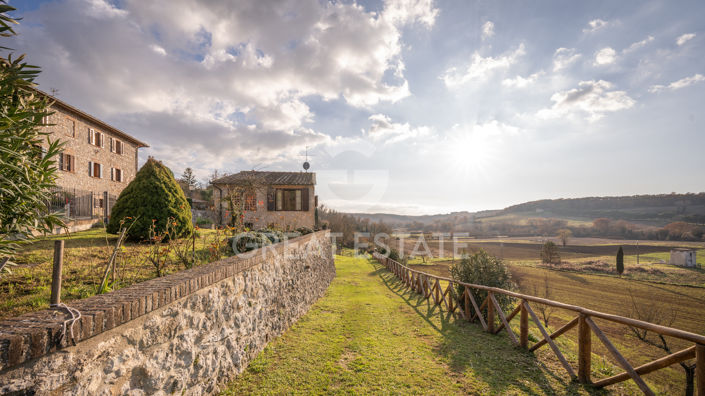Image No.7-Maison de campagne de 8 chambres à vendre à Sienne