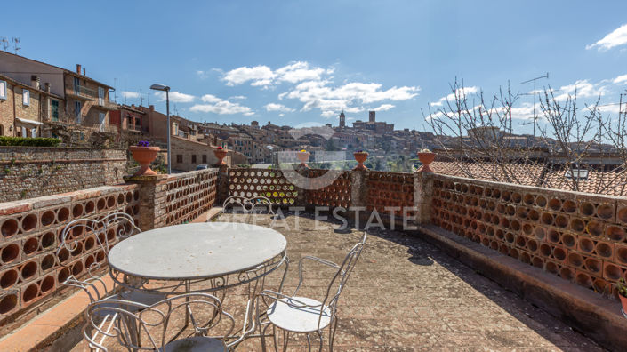 Image No.11-5 Bed Country House for sale