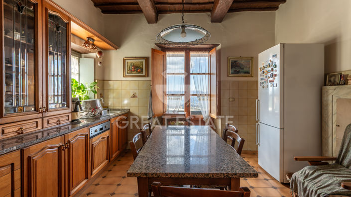 Image No.18-5 Bed Country House for sale