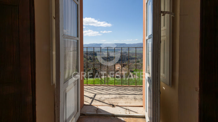 Image No.21-5 Bed Country House for sale