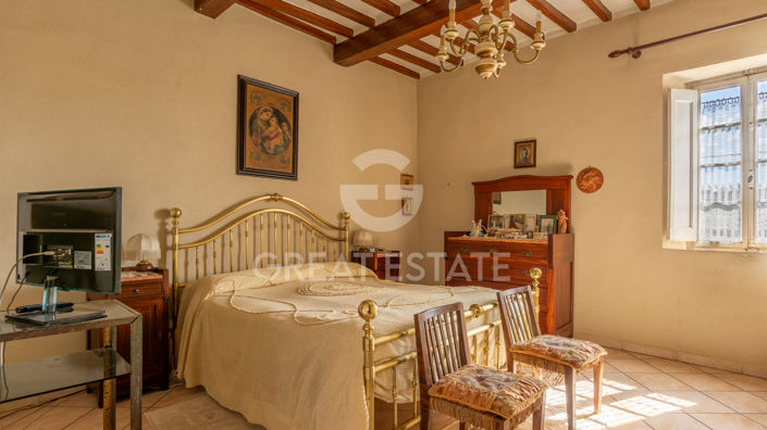 Image No.23-5 Bed Country House for sale