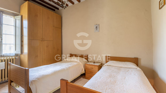 Image No.25-5 Bed Country House for sale