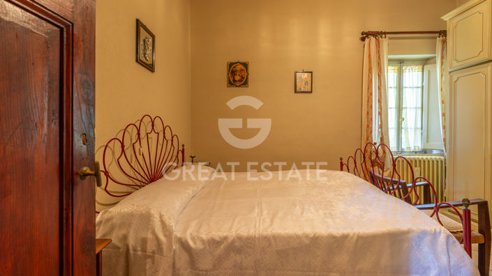 Image No.26-5 Bed Country House for sale