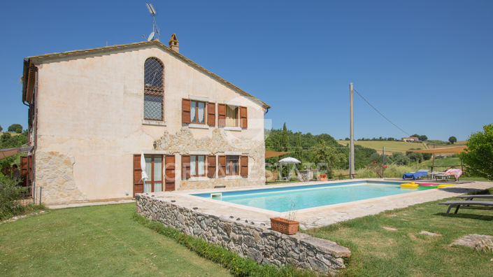 Image No.13-5 Bed Country House for sale