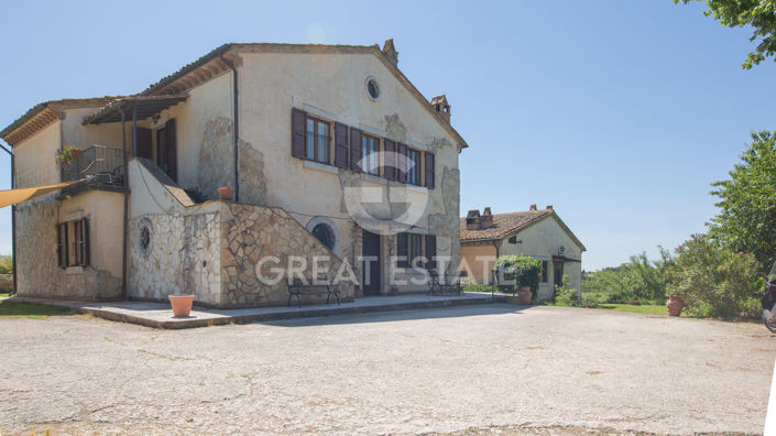 Image No.16-5 Bed Country House for sale