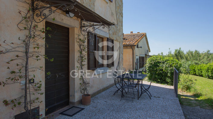 Image No.18-5 Bed Country House for sale