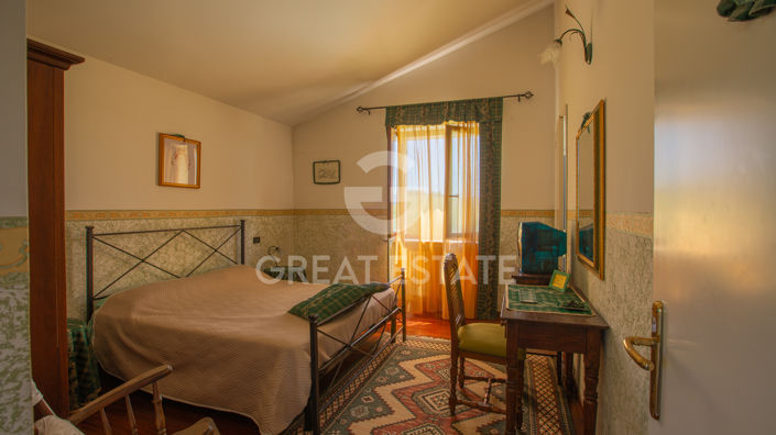 Image No.31-5 Bed Country House for sale