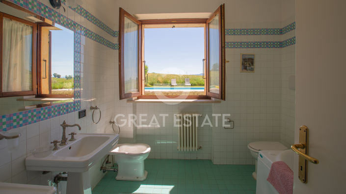 Image No.37-5 Bed Country House for sale