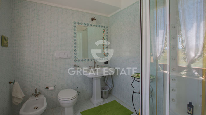 Image No.38-5 Bed Country House for sale